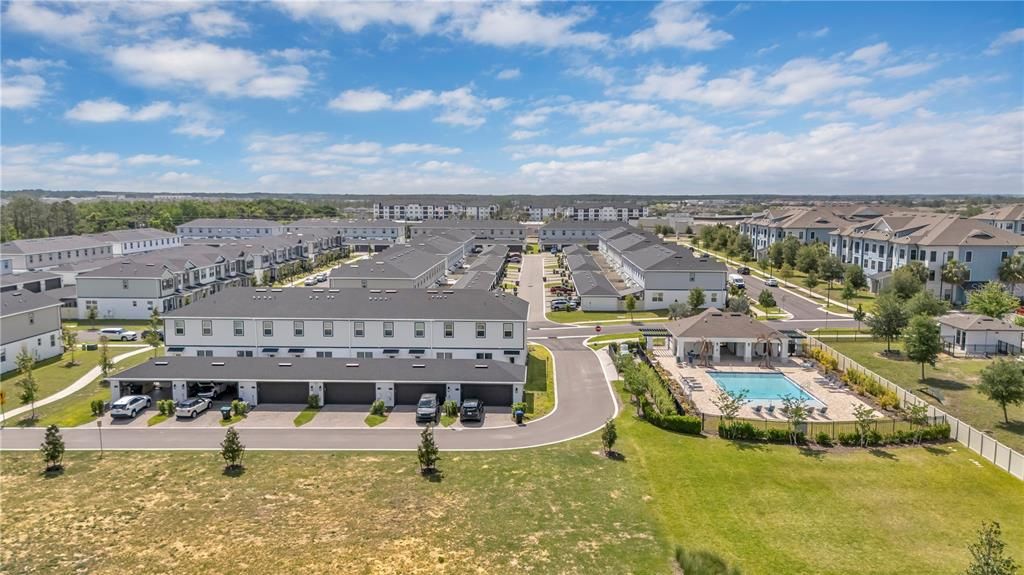 В аренду: $2,900 (3 спален, 2 ванн, 1715 Квадратных фут)