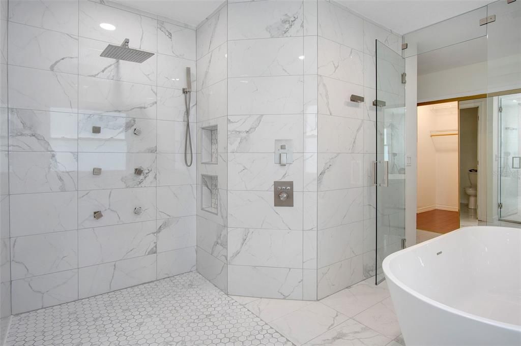 В аренду: $3,300 (4 спален, 2 ванн, 2590 Квадратных фут)