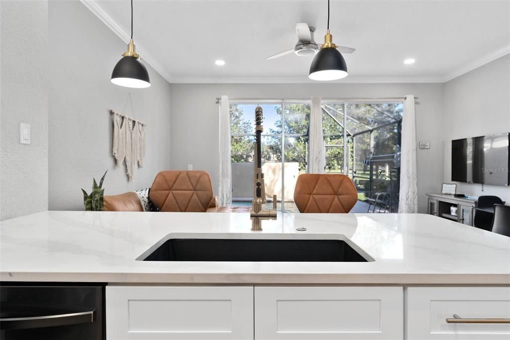 Active With Contract: $449,000 (3 beds, 3 baths, 1440 Square Feet)