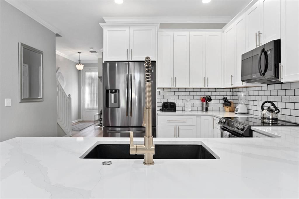 Active With Contract: $449,000 (3 beds, 3 baths, 1440 Square Feet)