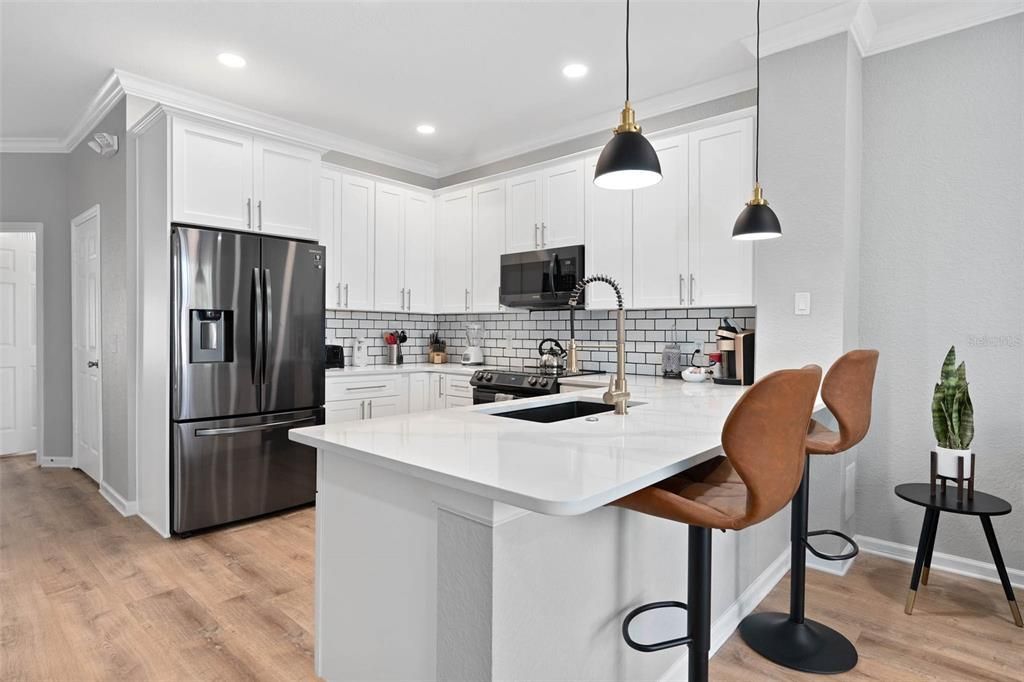 Active With Contract: $449,000 (3 beds, 3 baths, 1440 Square Feet)