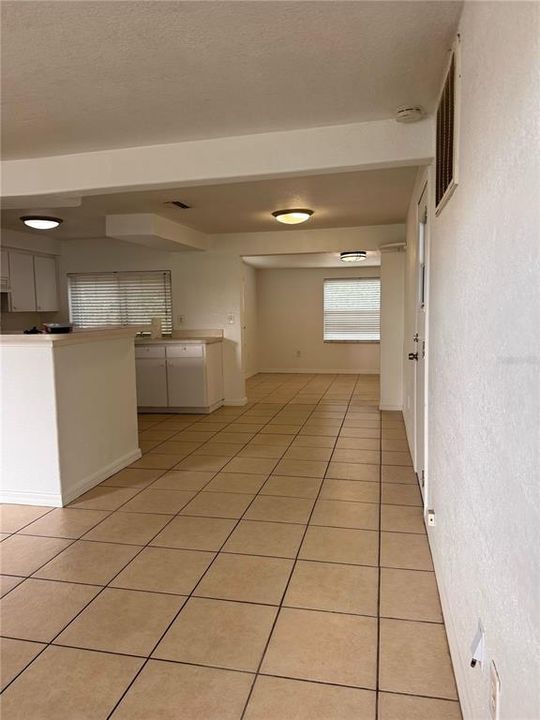 En Venta: $229,000 (2 camas, 1 baños, 988 Pies cuadrados)