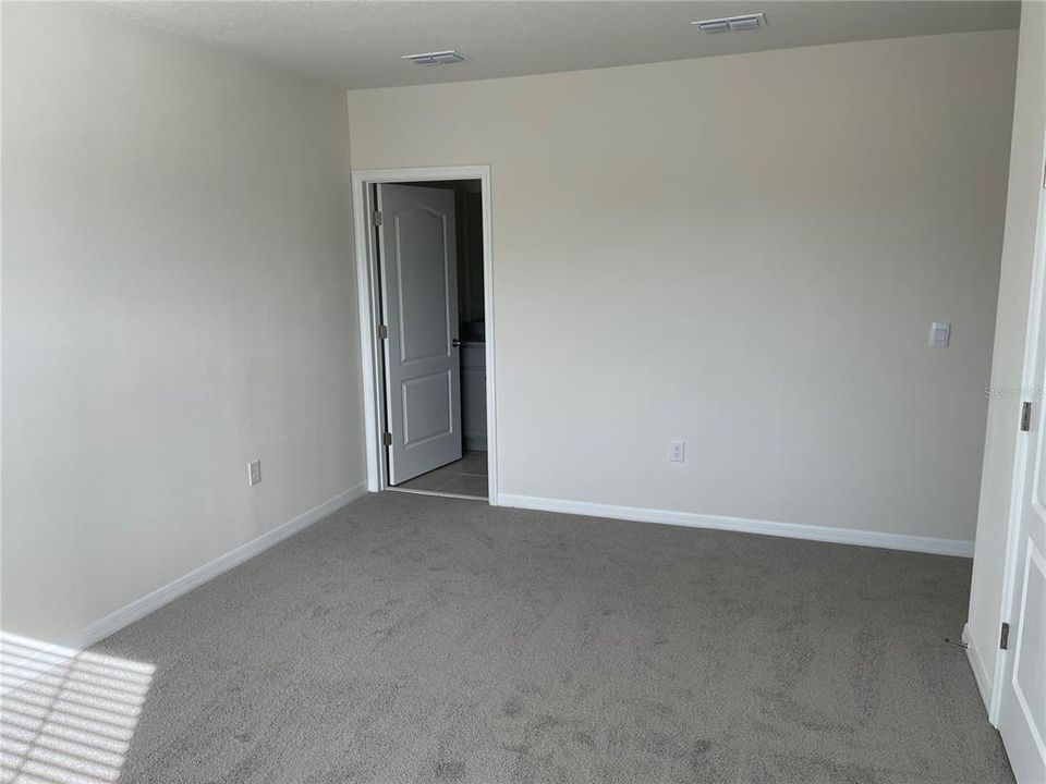 For Rent: $1,850 (3 beds, 2 baths, 1515 Square Feet)