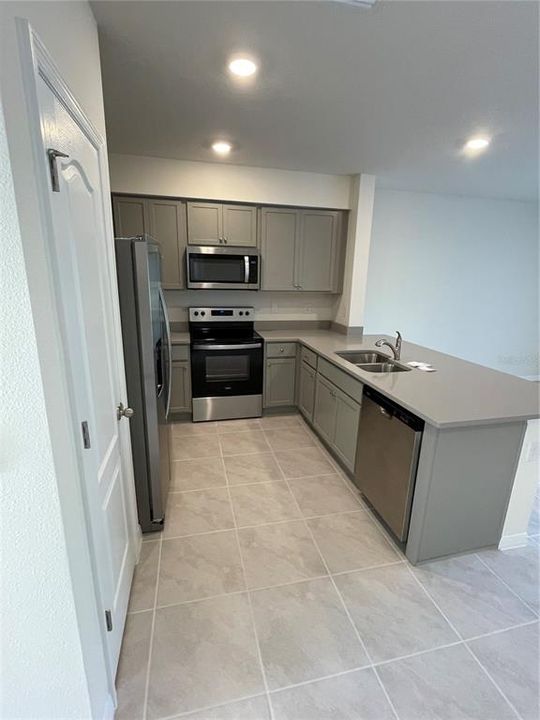 For Rent: $1,850 (3 beds, 2 baths, 1515 Square Feet)