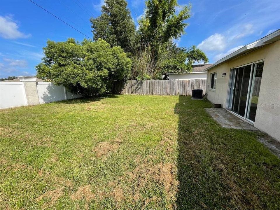 For Rent: $1,895 (3 beds, 2 baths, 1465 Square Feet)