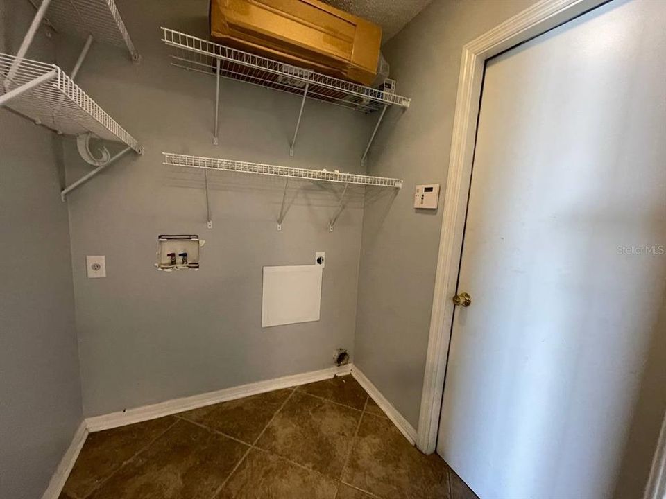 For Rent: $1,895 (3 beds, 2 baths, 1465 Square Feet)