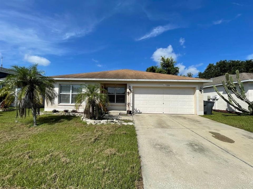 For Rent: $1,895 (3 beds, 2 baths, 1465 Square Feet)