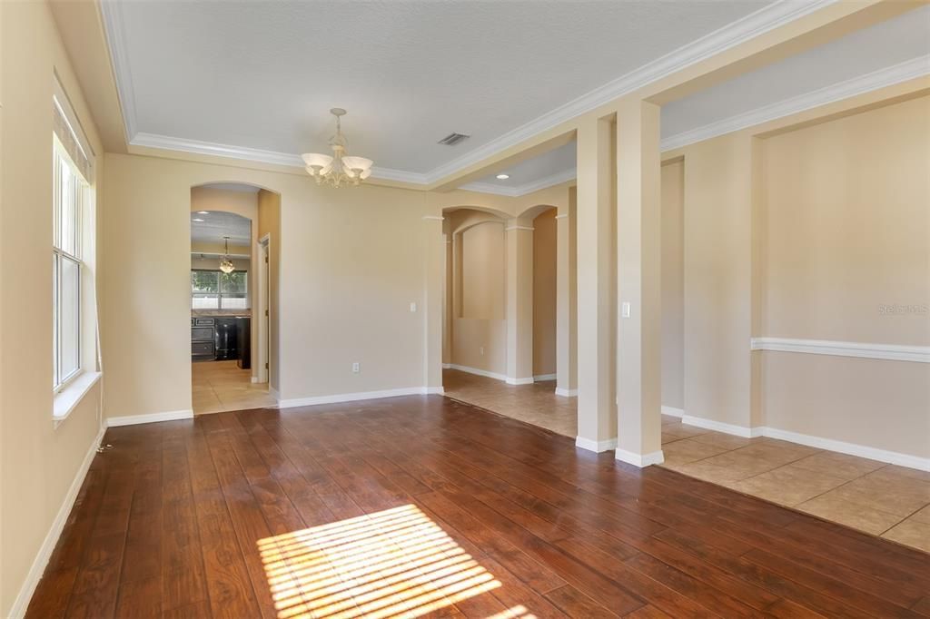 For Sale: $665,000 (4 beds, 3 baths, 3072 Square Feet)