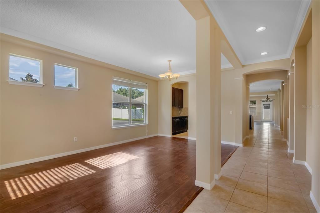 For Sale: $665,000 (4 beds, 3 baths, 3072 Square Feet)