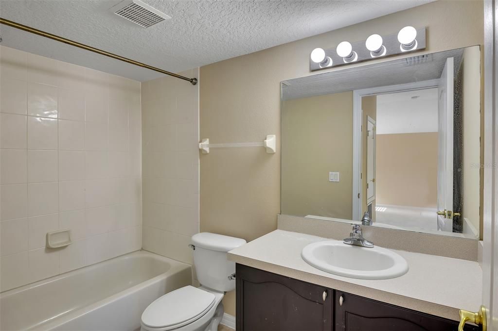 For Sale: $665,000 (4 beds, 3 baths, 3072 Square Feet)