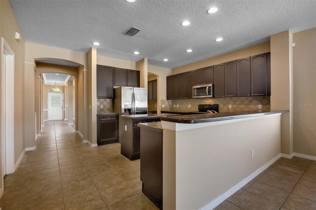 For Sale: $665,000 (4 beds, 3 baths, 3072 Square Feet)