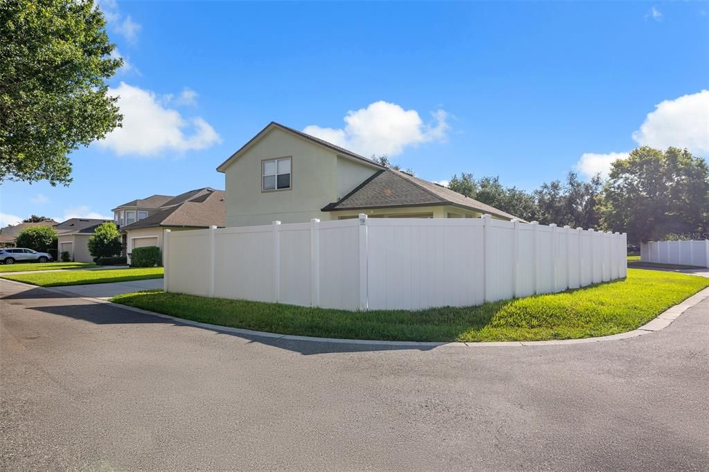 For Sale: $665,000 (4 beds, 3 baths, 3072 Square Feet)