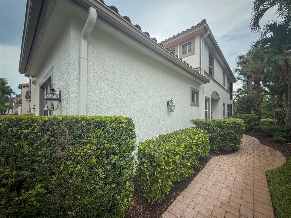 En Venta: $125,000 (2 camas, 2 baños, 1761 Pies cuadrados)