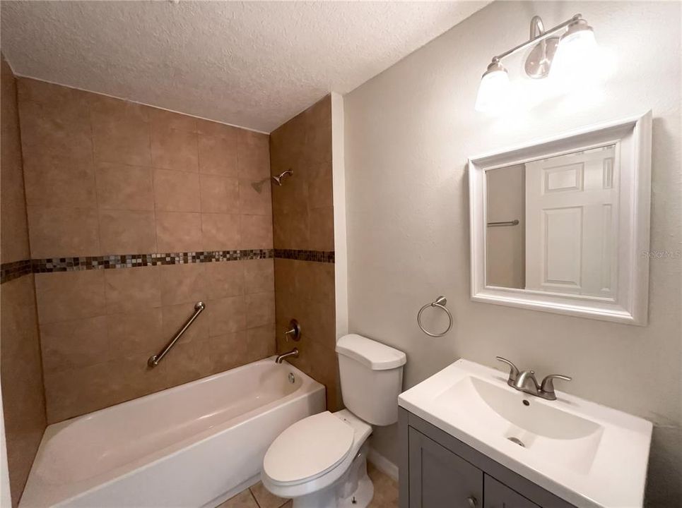 For Sale: $356,000 (4 beds, 2 baths, 1605 Square Feet)