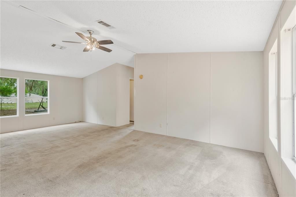 En Venta: $189,900 (3 camas, 2 baños, 1248 Pies cuadrados)