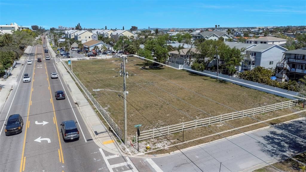 For Sale: $3,900,000 (0.16 acres)