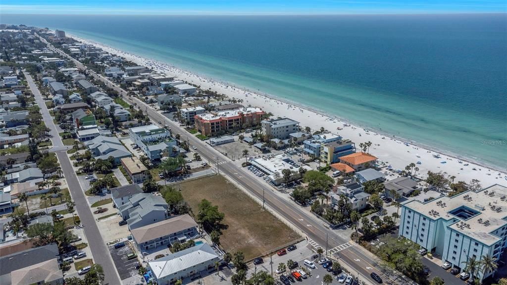 For Sale: $3,900,000 (0.16 acres)