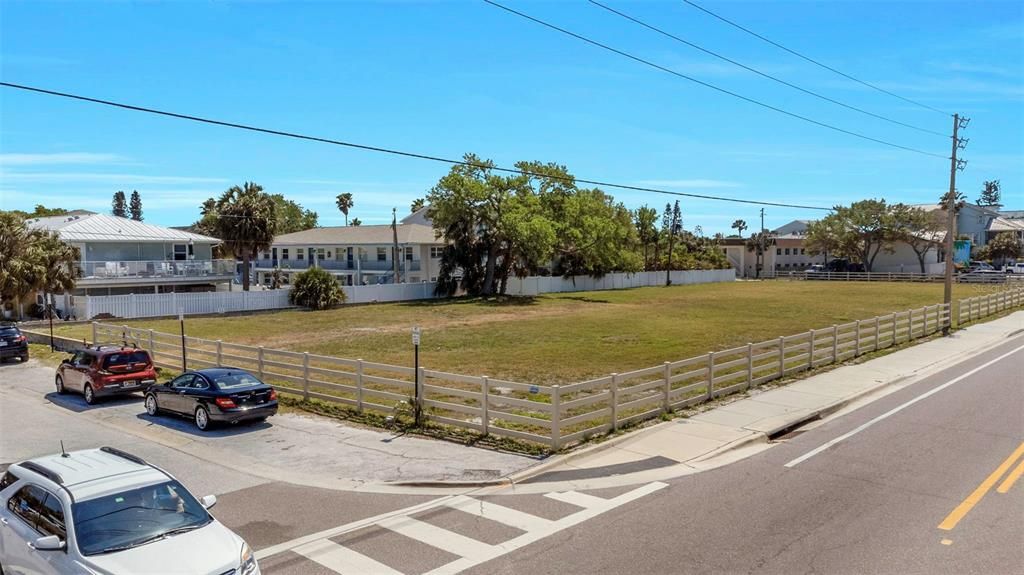 For Sale: $3,900,000 (0.16 acres)