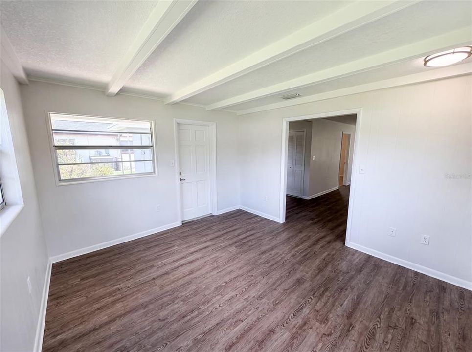 En Venta: $337,000 (3 camas, 2 baños, 1182 Pies cuadrados)