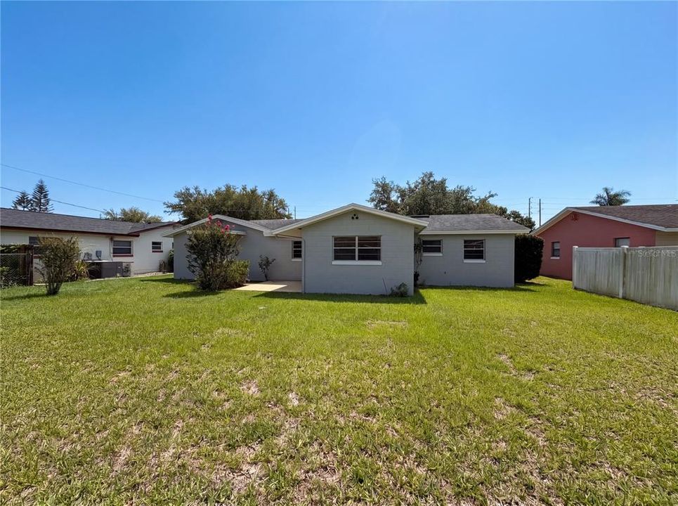 En Venta: $337,000 (3 camas, 2 baños, 1182 Pies cuadrados)