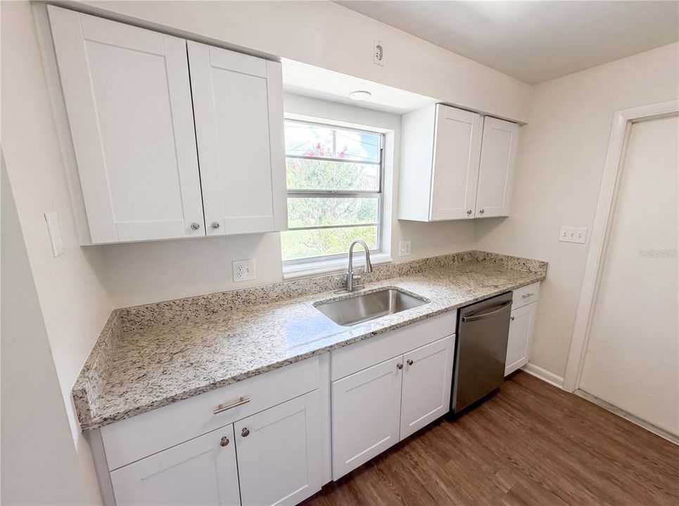 En Venta: $337,000 (3 camas, 2 baños, 1182 Pies cuadrados)