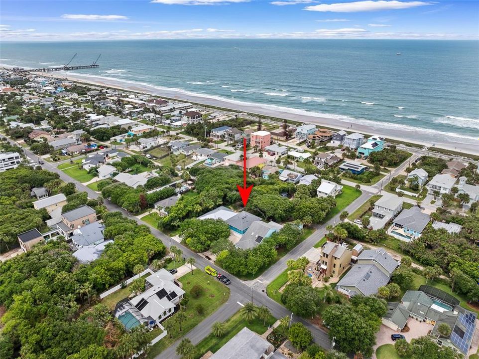 For Sale: $680,000 (3 beds, 3 baths, 1925 Square Feet)