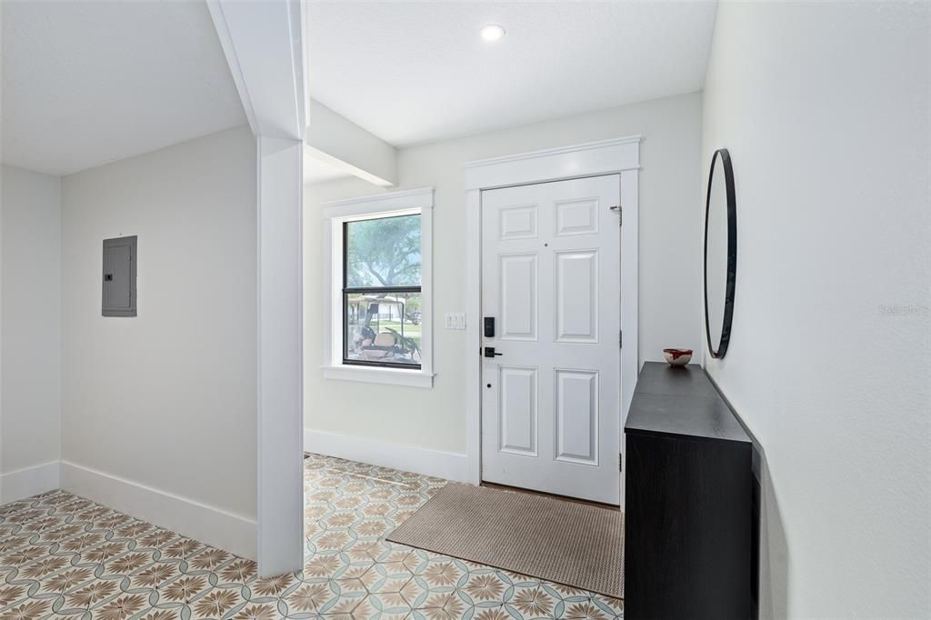 For Sale: $680,000 (3 beds, 3 baths, 1925 Square Feet)