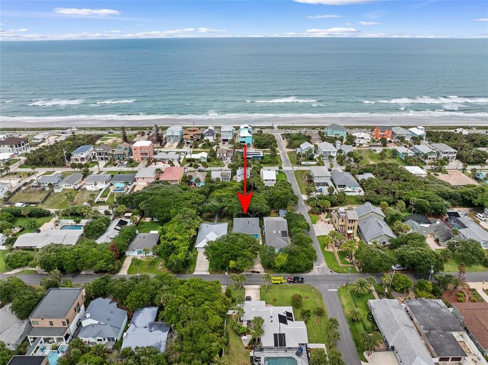 For Sale: $680,000 (3 beds, 3 baths, 1925 Square Feet)