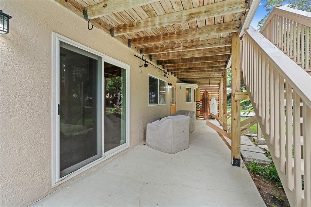 For Sale: $680,000 (3 beds, 3 baths, 1925 Square Feet)
