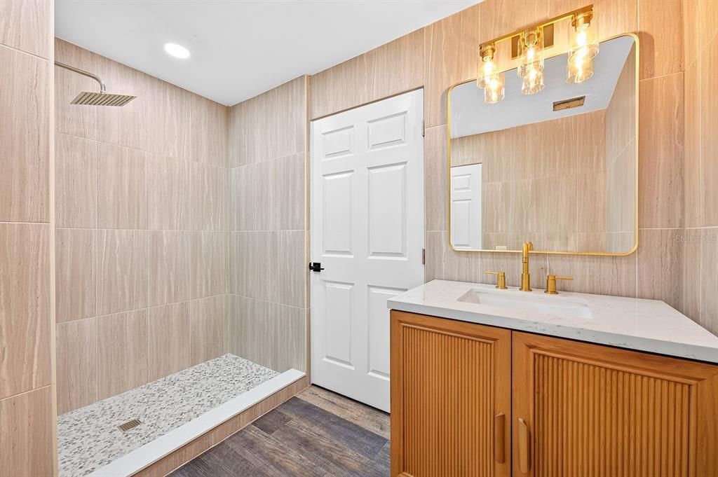 For Sale: $1,300,000 (5 beds, 3 baths, 3352 Square Feet)