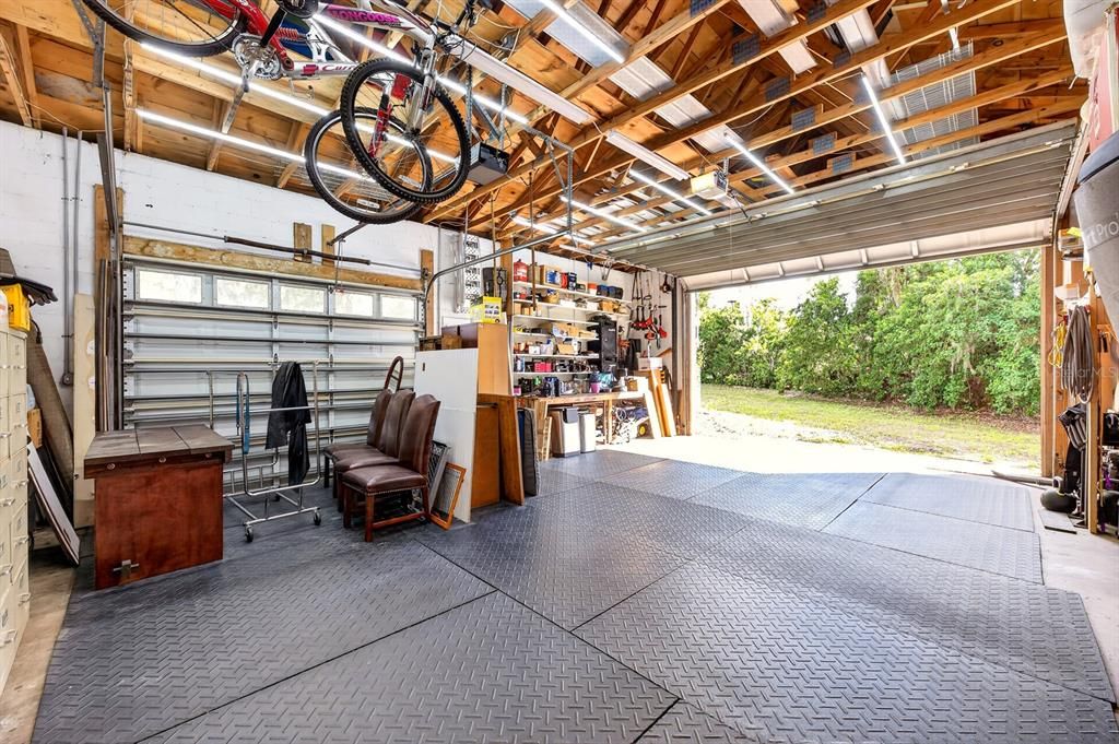 For Sale: $1,300,000 (5 beds, 3 baths, 3352 Square Feet)