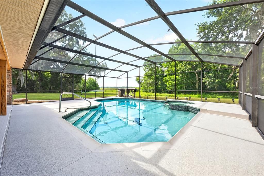 For Sale: $1,300,000 (5 beds, 3 baths, 3352 Square Feet)