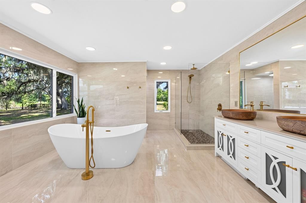For Sale: $1,300,000 (5 beds, 3 baths, 3352 Square Feet)
