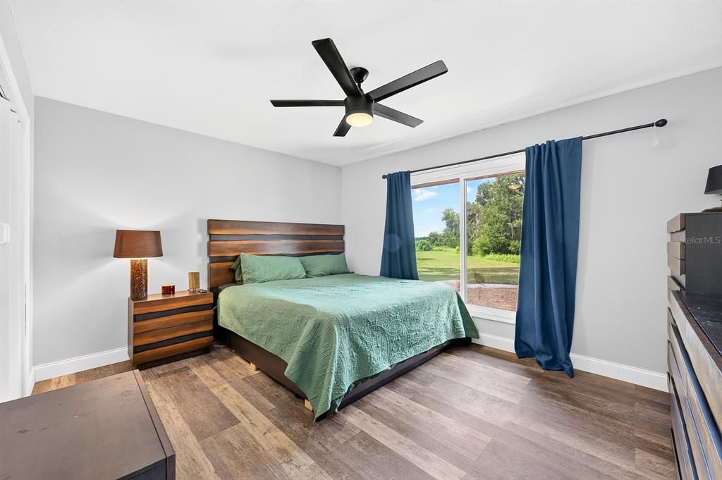For Sale: $1,300,000 (5 beds, 3 baths, 3352 Square Feet)