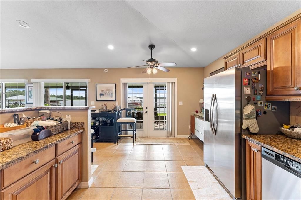 For Sale: $525,000 (3 beds, 2 baths, 1898 Square Feet)
