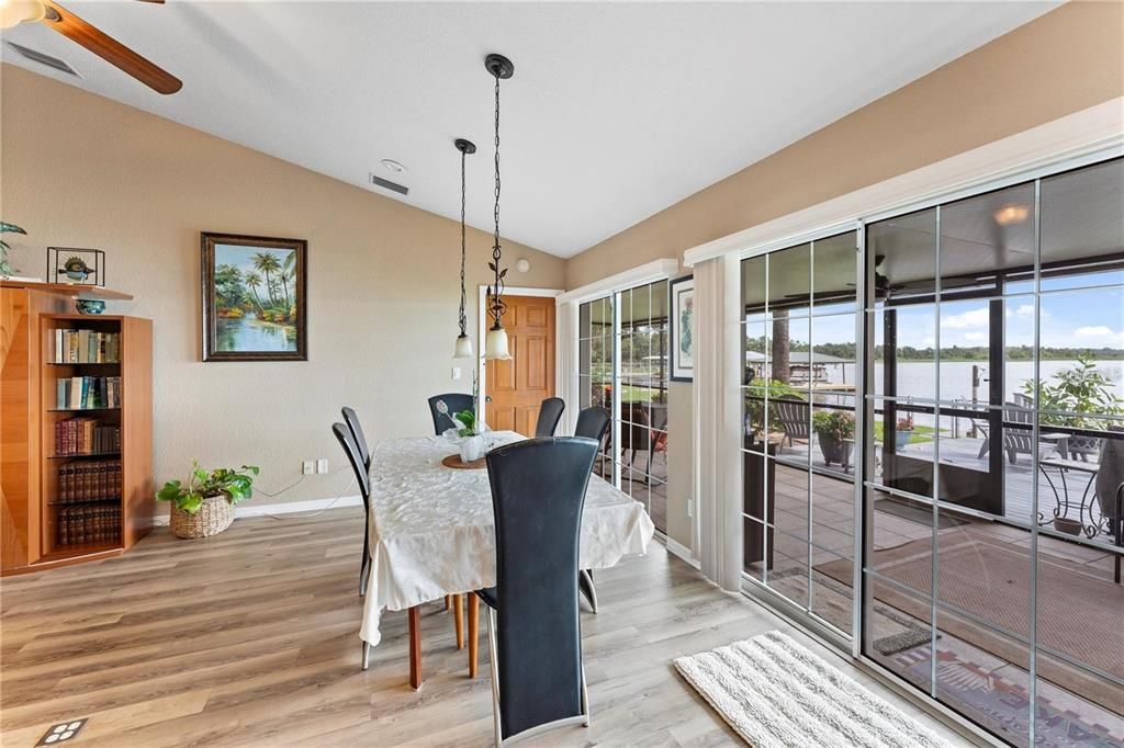 For Sale: $525,000 (3 beds, 2 baths, 1898 Square Feet)