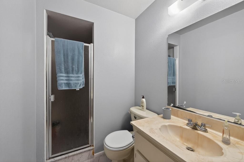 На продажу: $165,000 (2 спален, 2 ванн, 1110 Квадратных фут)
