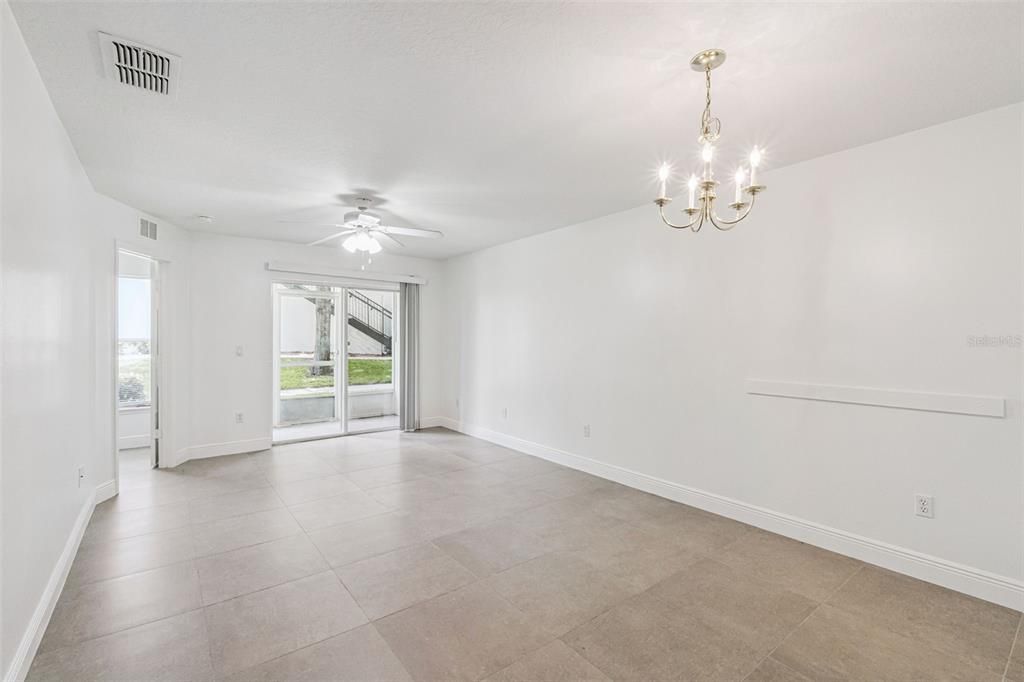 For Rent: $1,895 (3 beds, 2 baths, 1222 Square Feet)