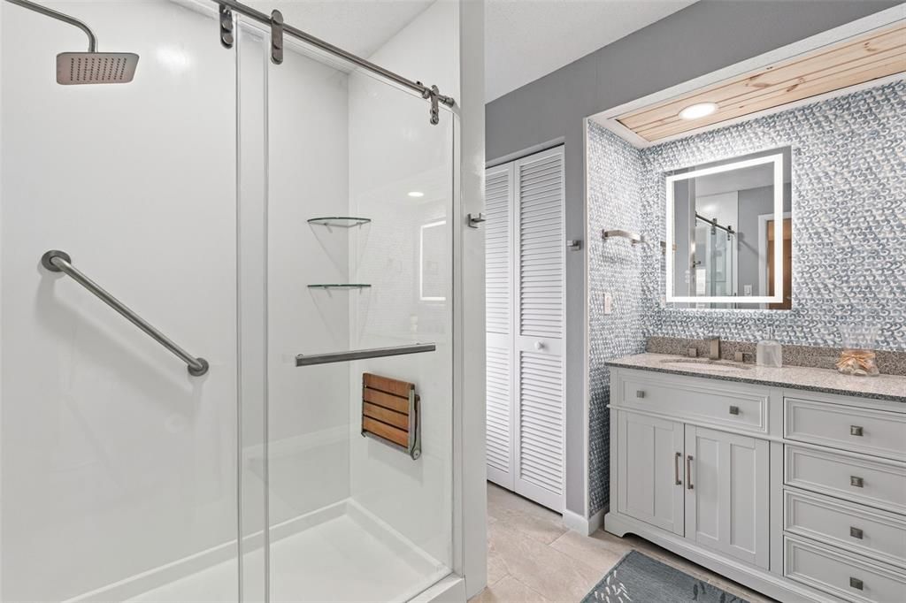 For Sale: $449,999 (3 beds, 2 baths, 1899 Square Feet)