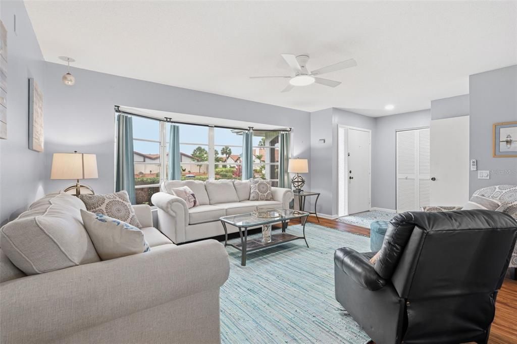 For Sale: $449,999 (3 beds, 2 baths, 1899 Square Feet)