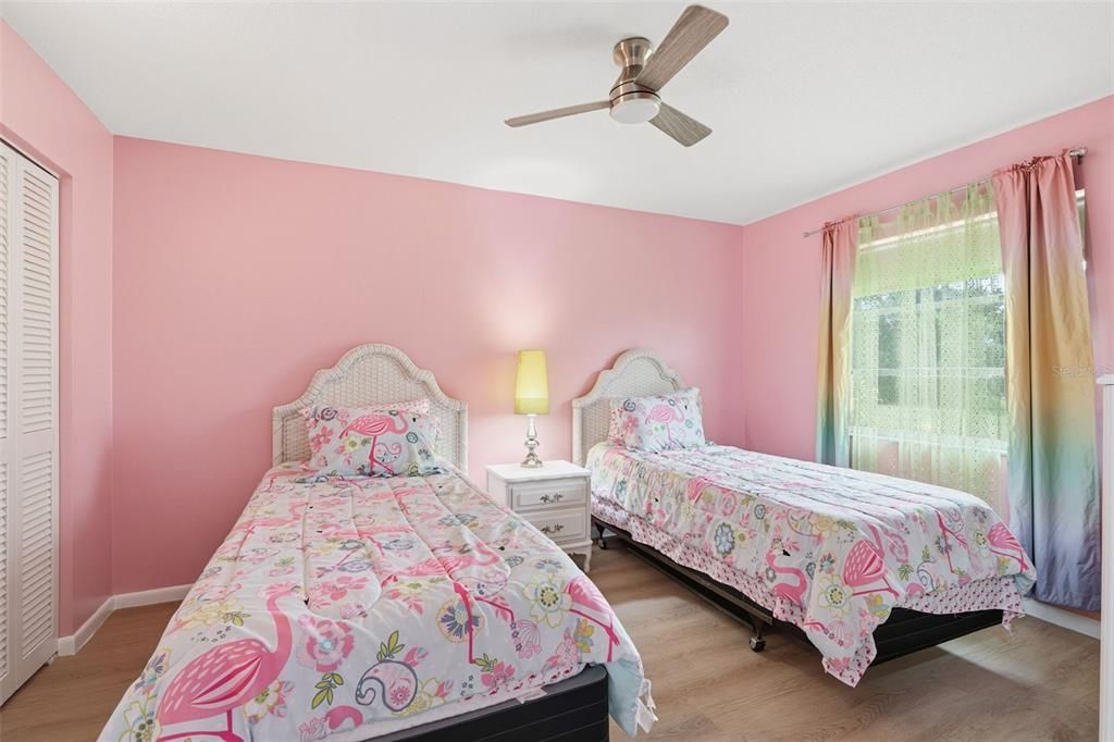 For Sale: $449,999 (3 beds, 2 baths, 1899 Square Feet)