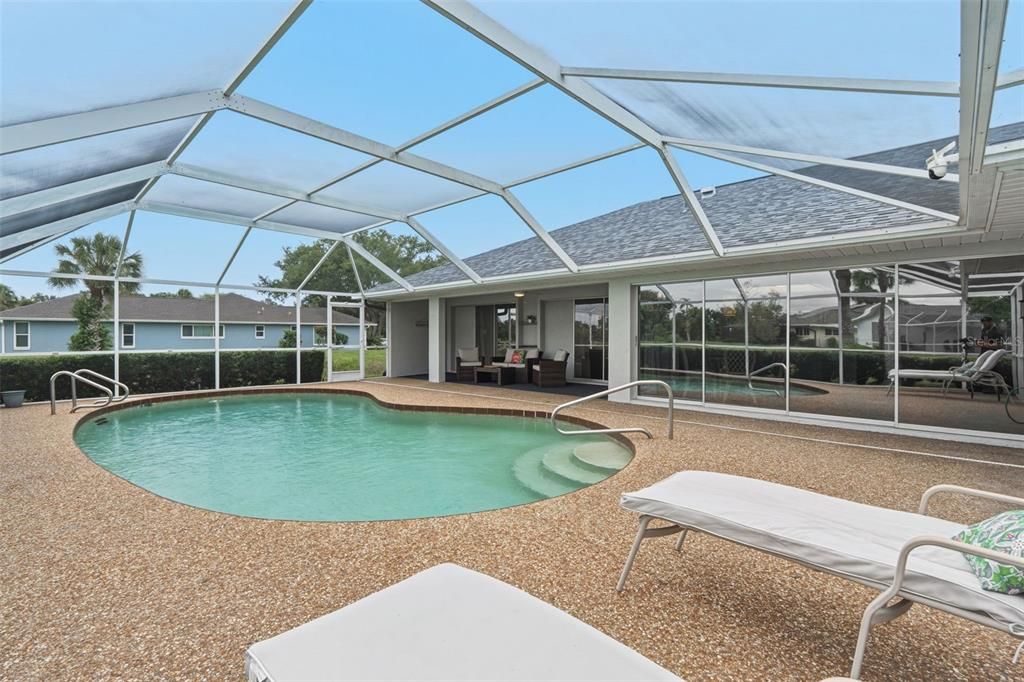 For Sale: $449,999 (3 beds, 2 baths, 1899 Square Feet)