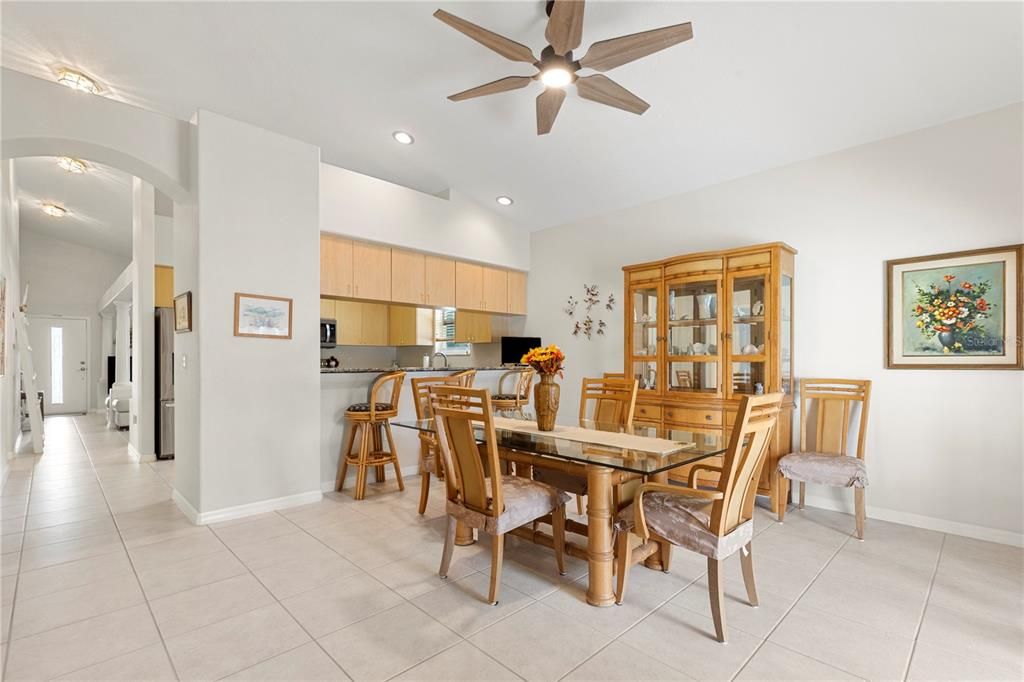 For Sale: $599,000 (3 beds, 2 baths, 1591 Square Feet)