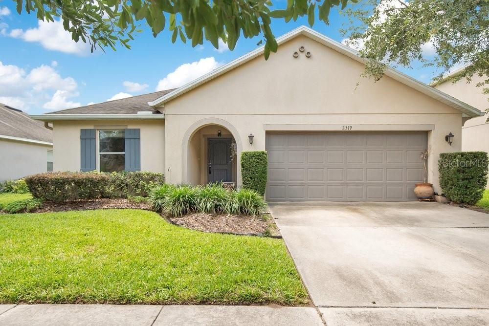 For Sale: $459,900 (4 beds, 2 baths, 1983 Square Feet)
