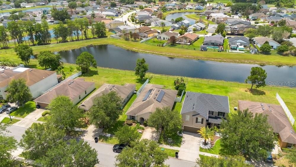 For Sale: $459,900 (4 beds, 2 baths, 1983 Square Feet)