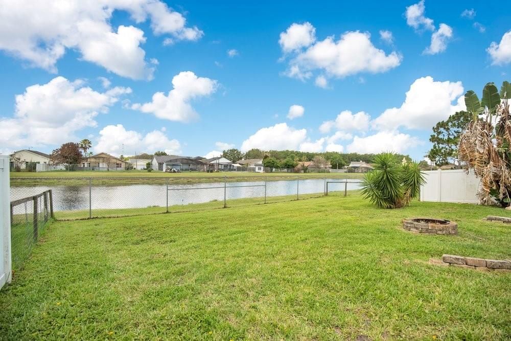 For Sale: $459,900 (4 beds, 2 baths, 1983 Square Feet)