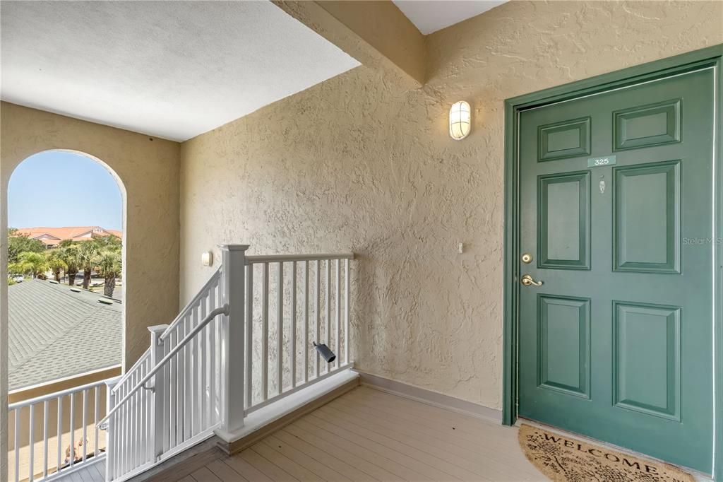 For Sale: $419,000 (3 beds, 3 baths, 1531 Square Feet)