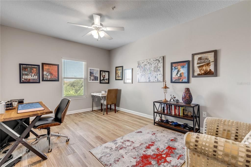 For Sale: $419,000 (3 beds, 3 baths, 1531 Square Feet)