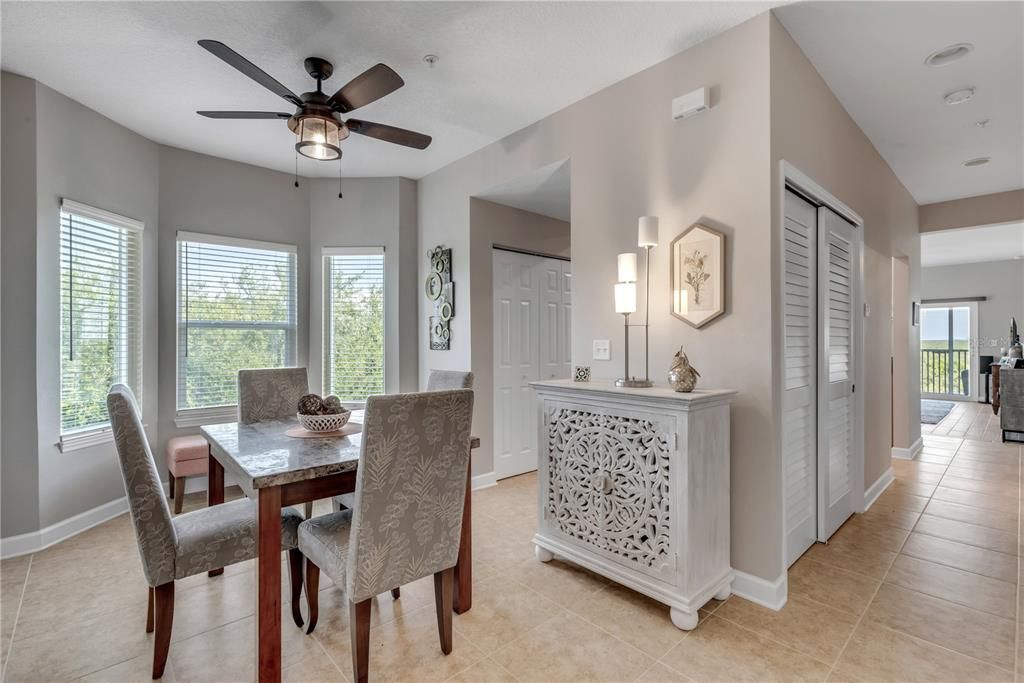 For Sale: $419,000 (3 beds, 3 baths, 1531 Square Feet)