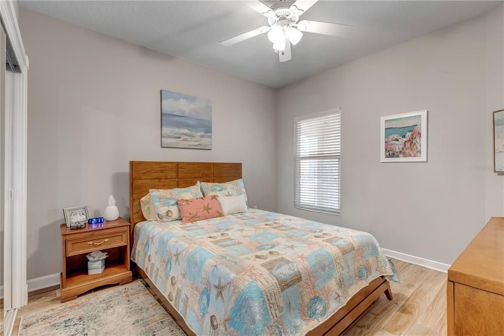 For Sale: $419,000 (3 beds, 3 baths, 1531 Square Feet)